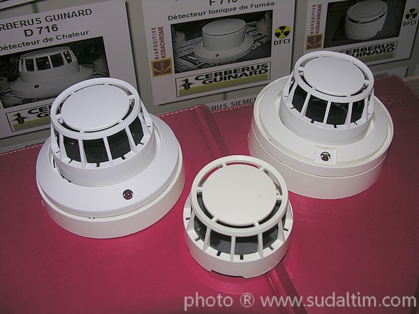 D 915 CERBERUS GUINARD, d�tecteur thermostatique