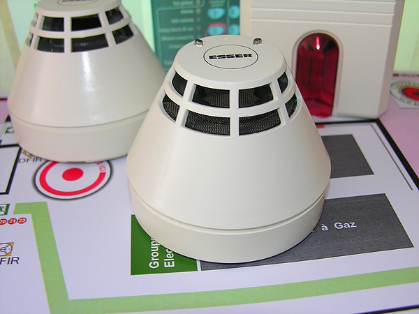 D�tecteurs ionique et optique de fum�e ESSER S�rie 2000