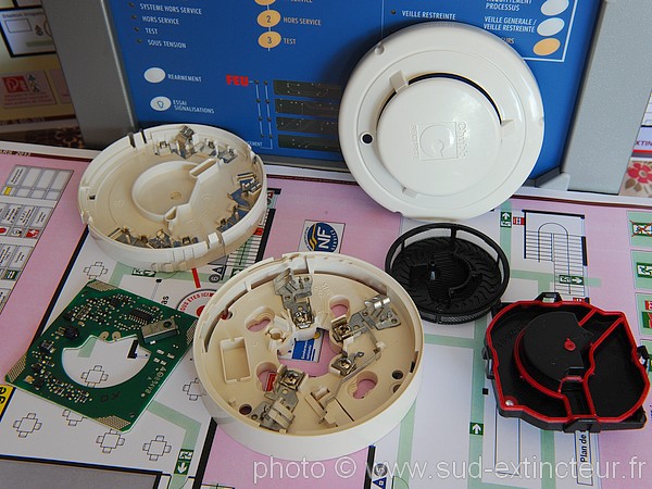 CHUBB C.Scan+O d�tecteur optique de fum�e, vue �clat�e