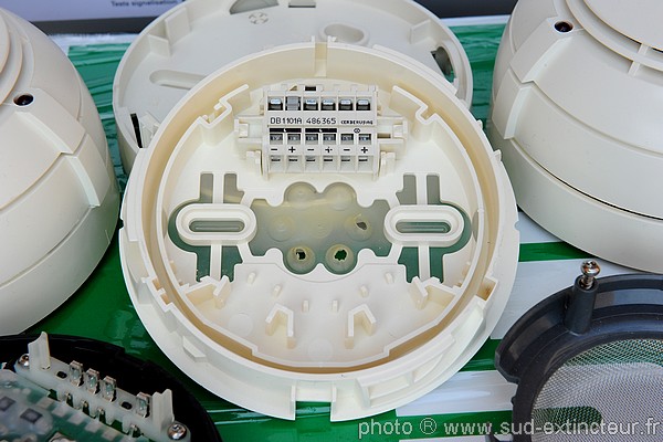 SIEMENS socle avec connecteur Wago DB1101A pour d�tecteur automatique d'incendie