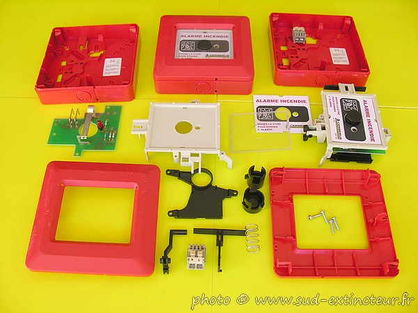 Eclat� d'un d�clencheur manuel conventionnel CERBERUS GUINARD AT 50