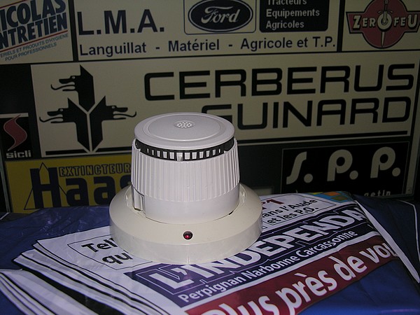 D�tecteur optique de fum�e CERBERUS GUINARD R925