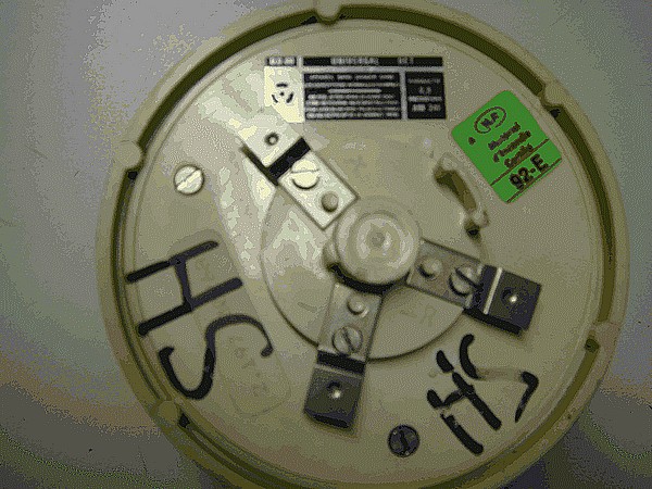 UNIVERSAL DET DTG 10 D�tecteur ionique de fum�e conventionnel